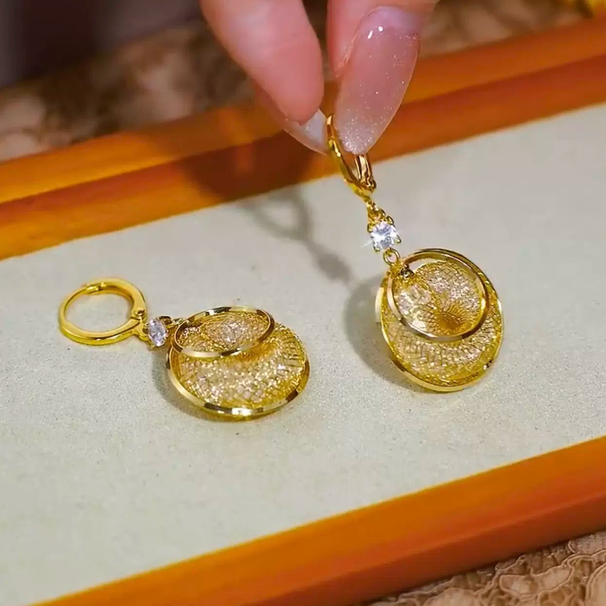 Mesh crystal zircon earrings(24k gold plated)